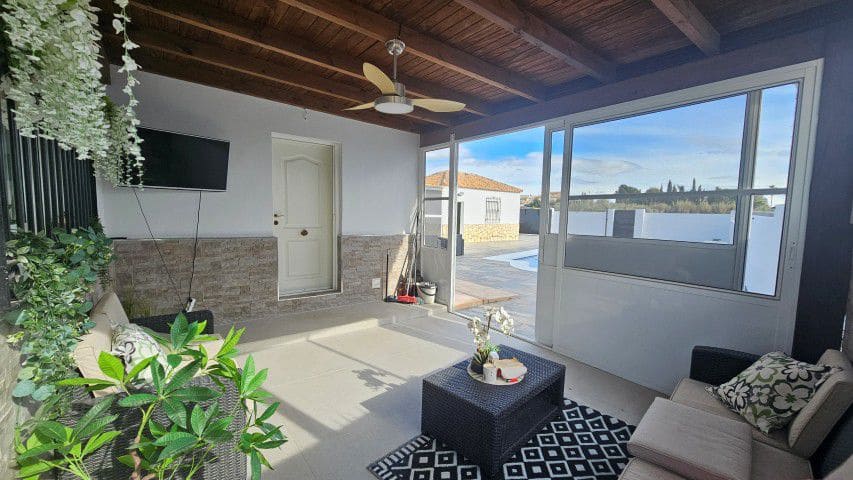 4 bedroom Villa for sale in Arboleas - € 310,000 (Ref: 9524080)