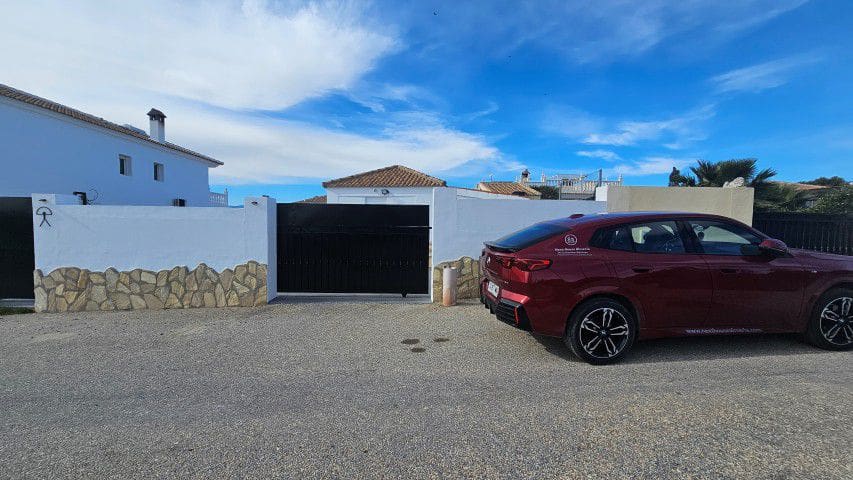 4 bedroom Villa for sale in Arboleas - € 310,000 (Ref: 9524080)