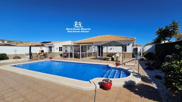 Chalet de 3 habitaciones en Arboleas en venta - 294.950 € (Ref: 9568292)