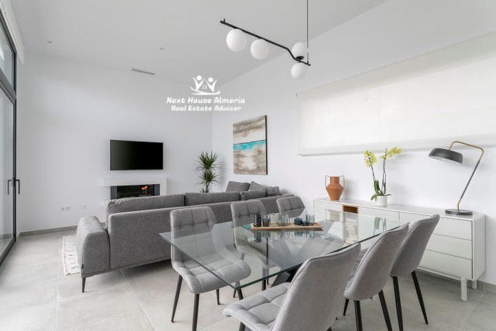 Chalet de 3 habitaciones en Calasparra en venta - 349.000 € (Ref: 9615321)