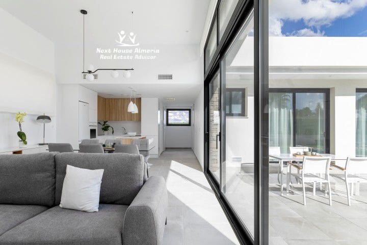 Chalet de 3 habitaciones en Calasparra en venta - 349.000 € (Ref: 9615321)