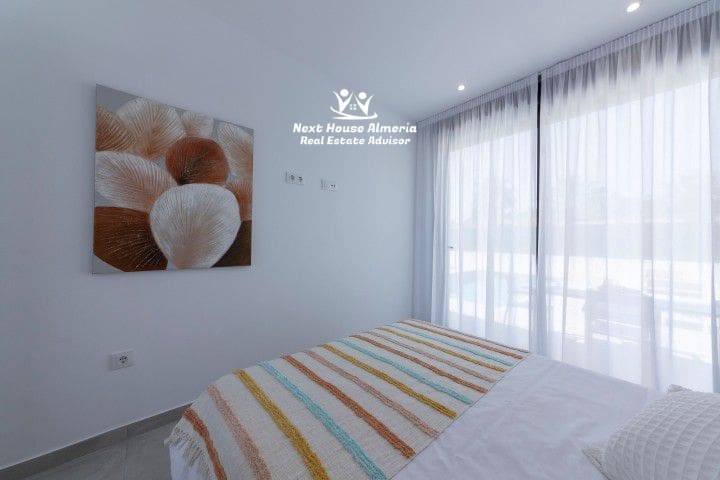 Chalet de 3 habitaciones en Calasparra en venta - 349.000 € (Ref: 9615321)