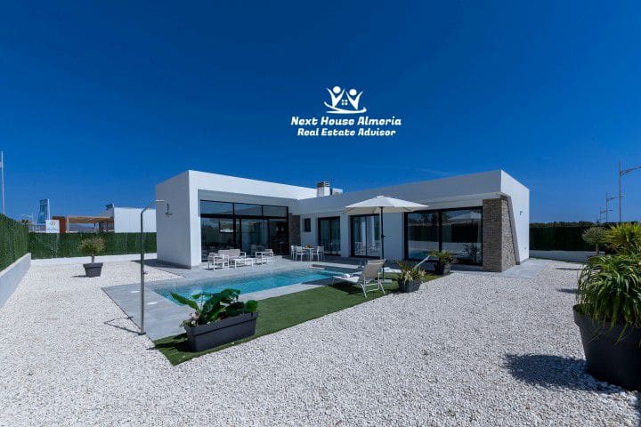 Chalet de 3 habitaciones en Calasparra en venta - 349.000 € (Ref: 9615321)