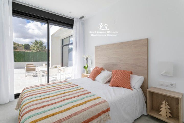 Chalet de 3 habitaciones en Calasparra en venta - 349.000 € (Ref: 9615321)