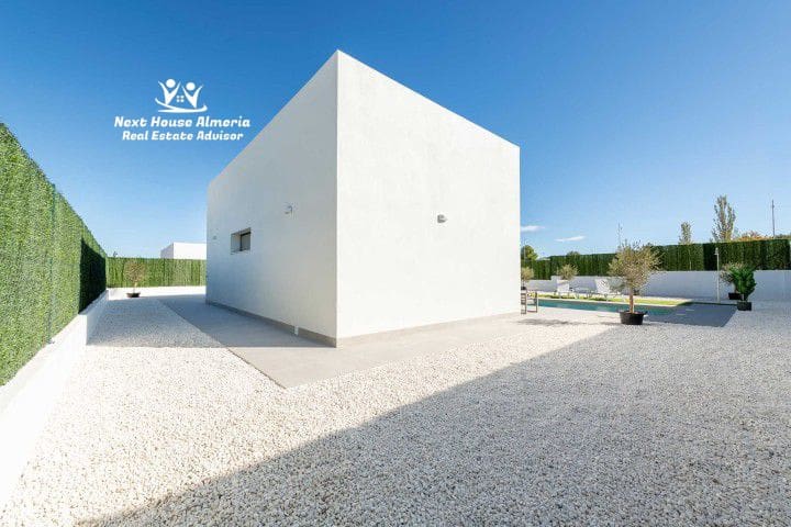 Chalet de 3 habitaciones en Calasparra en venta - 349.000 € (Ref: 9615321)