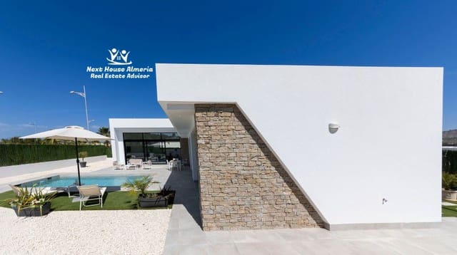 Chalet de 3 habitaciones en Calasparra en venta - 349.000 € (Ref: 9615321)