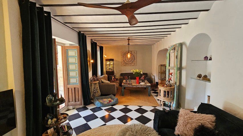 4 bedroom Finca/Country House for sale in Almanzora with pool - € 299,950 (Ref: 9627388)