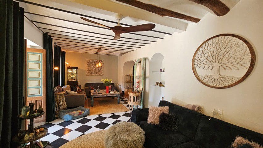 4 bedroom Finca/Country House for sale in Almanzora with pool - € 299,950 (Ref: 9627388)