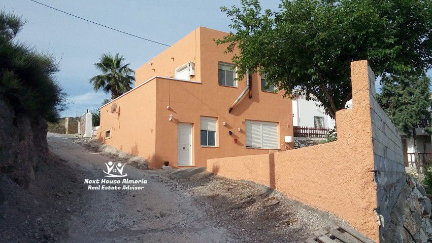 3 bedroom Finca/Country House for sale in Cantoria - € 159,999 (Ref: 9655808)