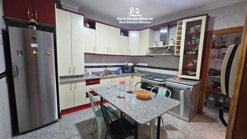 6 chambre Maison de Ville à vendre à Olula del Rio avec garage - 259 999 € (Ref: 9686240)