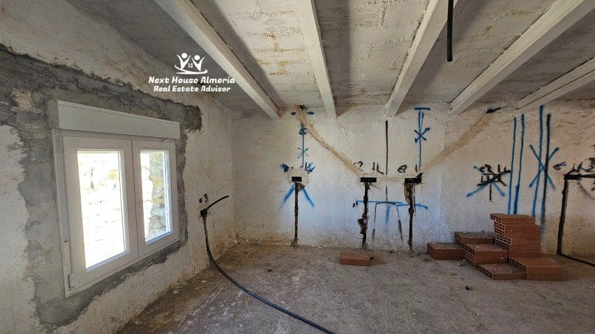 5 makuuhuone Maalaistalo myytävänä paikassa Santopetar - 119 950 € (Ref: 9690351)