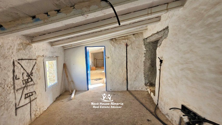 5 makuuhuone Maalaistalo myytävänä paikassa Santopetar - 119 950 € (Ref: 9690351)