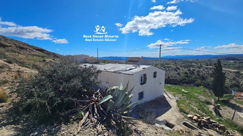 5 makuuhuone Maalaistalo myytävänä paikassa Santopetar - 119 950 € (Ref: 9690351)