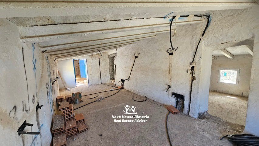 5 makuuhuone Maalaistalo myytävänä paikassa Santopetar - 119 950 € (Ref: 9690351)