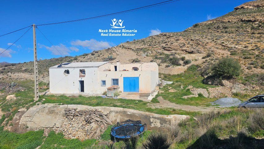 5 makuuhuone Maalaistalo myytävänä paikassa Santopetar - 119 950 € (Ref: 9690351)