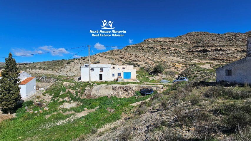 5 makuuhuone Maalaistalo myytävänä paikassa Santopetar - 119 950 € (Ref: 9690351)