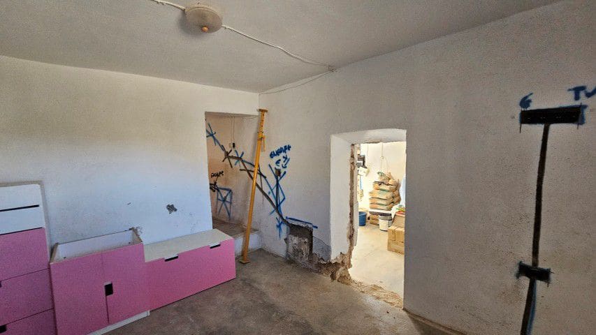 5 chambre Finca/Maison de Campagne à vendre à Santopetar - 119 950 € (Ref: 9690351)