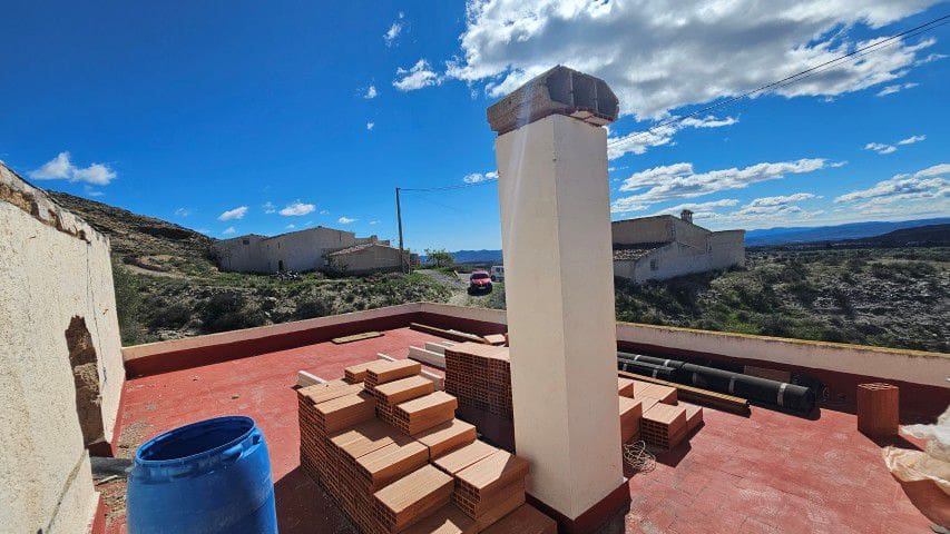 5 chambre Finca/Maison de Campagne à vendre à Santopetar - 119 950 € (Ref: 9690351)
