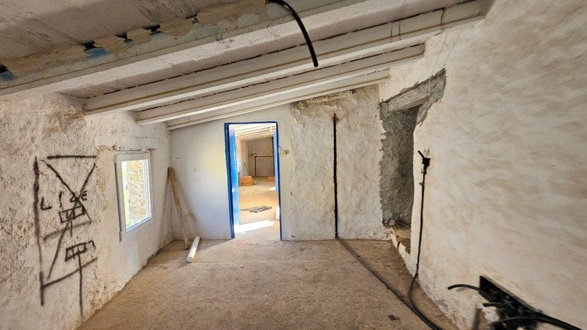 5 chambre Finca/Maison de Campagne à vendre à Santopetar - 119 950 € (Ref: 9690351)