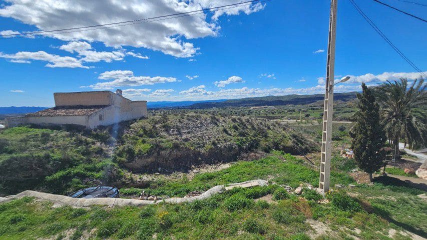 5 chambre Finca/Maison de Campagne à vendre à Santopetar - 119 950 € (Ref: 9690351)