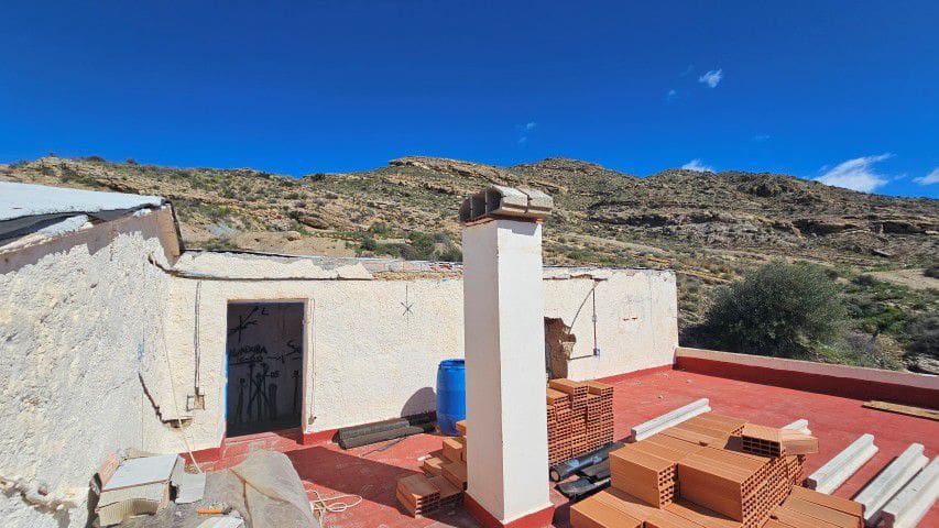5 chambre Finca/Maison de Campagne à vendre à Santopetar - 119 950 € (Ref: 9690351)