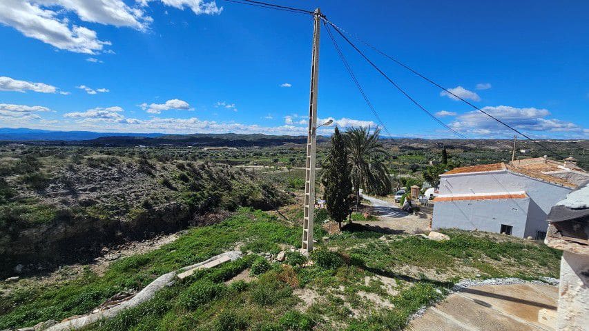 5 chambre Finca/Maison de Campagne à vendre à Santopetar - 119 950 € (Ref: 9690351)