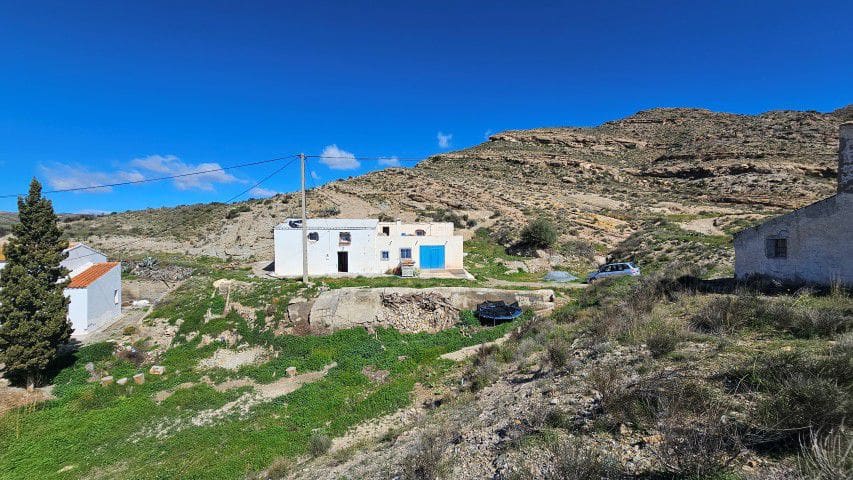 5 chambre Finca/Maison de Campagne à vendre à Santopetar - 119 950 € (Ref: 9690351)