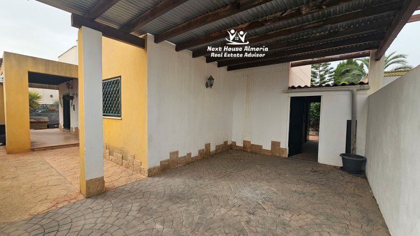3 bedroom Villa for sale in La Alfoquia - € 185,000 (Ref: 9695129)