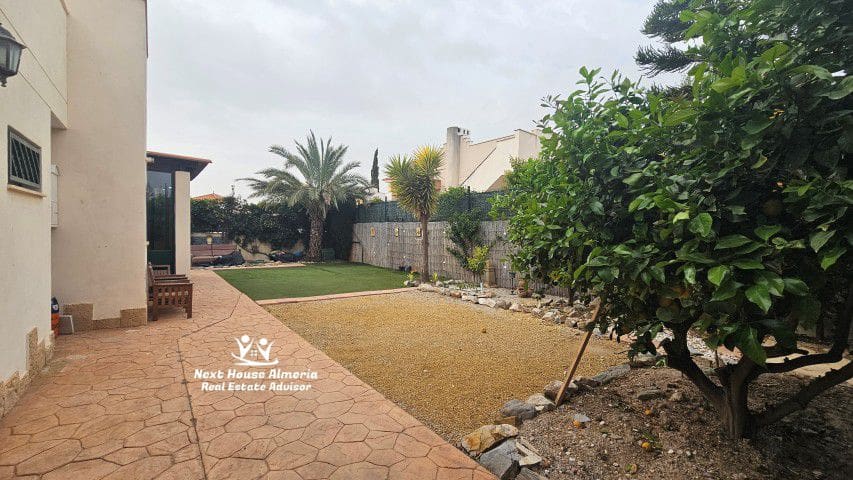 3 bedroom Villa for sale in La Alfoquia - € 185,000 (Ref: 9695129)