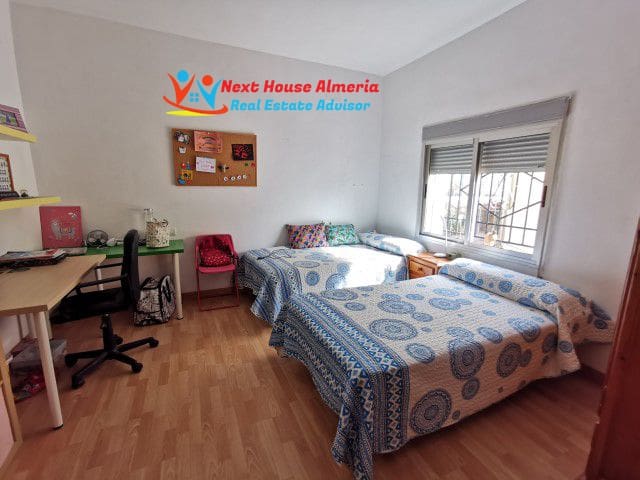 6 quarto Quinta/Casa Rural para venda em Los Gallardos com garagem - 390 000 € (Ref: 9711231)