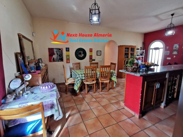 6 quarto Quinta/Casa Rural para venda em Los Gallardos com garagem - 390 000 € (Ref: 9711231)