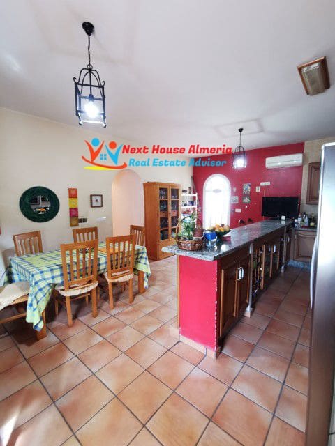 6 quarto Quinta/Casa Rural para venda em Los Gallardos com garagem - 390 000 € (Ref: 9711231)