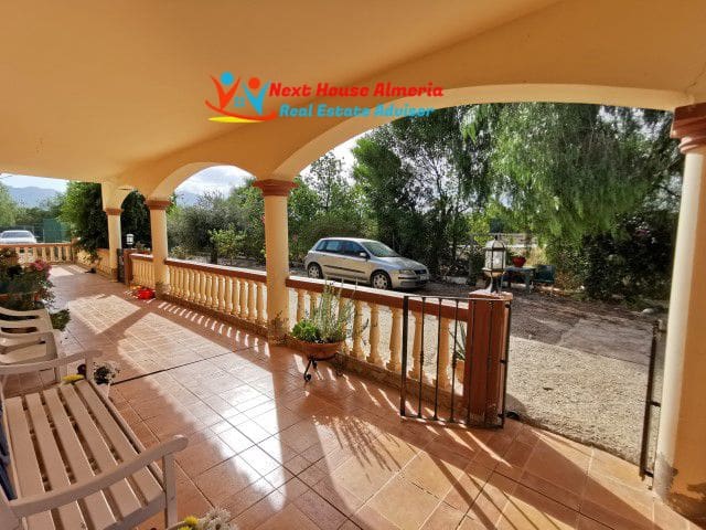 6 quarto Quinta/Casa Rural para venda em Los Gallardos com garagem - 390 000 € (Ref: 9711231)