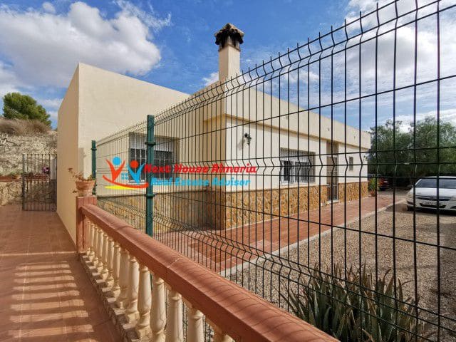 6 quarto Quinta/Casa Rural para venda em Los Gallardos com garagem - 390 000 € (Ref: 9711231)