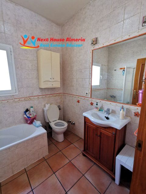 6 quarto Quinta/Casa Rural para venda em Los Gallardos com garagem - 390 000 € (Ref: 9711231)