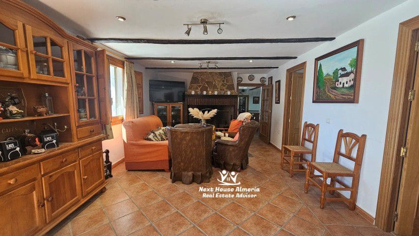 7 bedroom Finca/Country House for sale in La Parroquia with garage - € 425,000 (Ref: 9719736)
