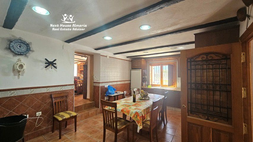 7 bedroom Finca/Country House for sale in La Parroquia with garage - € 425,000 (Ref: 9719736)