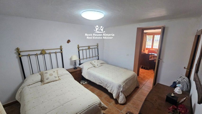 7 bedroom Finca/Country House for sale in La Parroquia with garage - € 425,000 (Ref: 9719736)