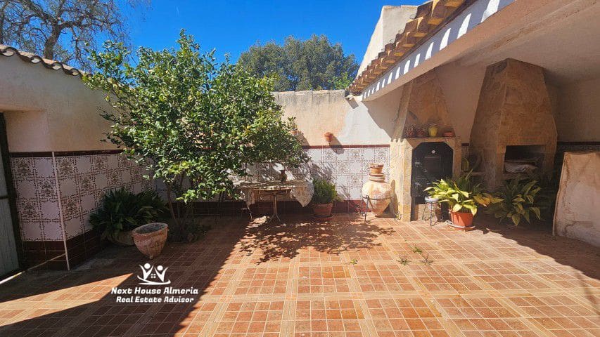 7 bedroom Finca/Country House for sale in La Parroquia with garage - € 425,000 (Ref: 9719736)