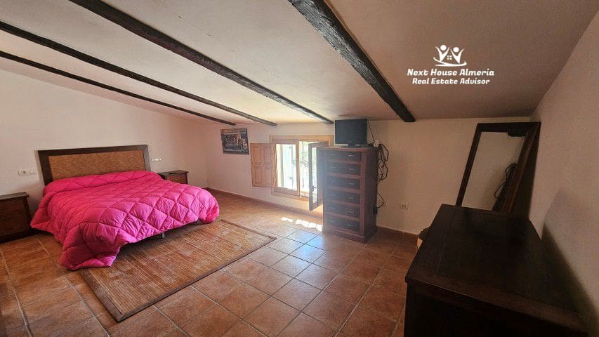 7 bedroom Finca/Country House for sale in La Parroquia with garage - € 425,000 (Ref: 9719736)