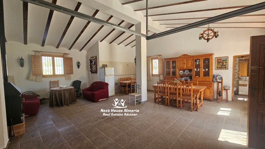 7 bedroom Finca/Country House for sale in La Parroquia with garage - € 425,000 (Ref: 9719736)