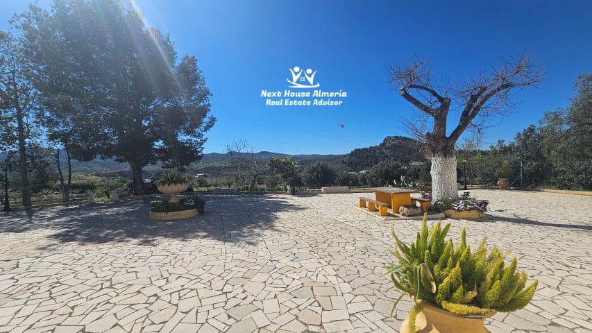 7 bedroom Finca/Country House for sale in La Parroquia with garage - € 425,000 (Ref: 9719736)