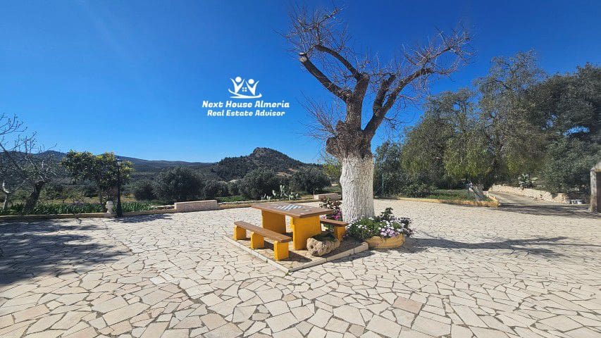 7 bedroom Finca/Country House for sale in La Parroquia with garage - € 425,000 (Ref: 9719736)