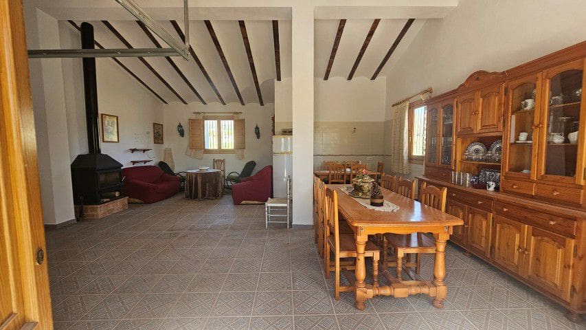 7 bedroom Finca/Country House for sale in La Parroquia with garage - € 425,000 (Ref: 9719736)