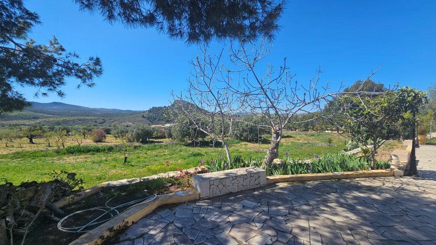 7 bedroom Finca/Country House for sale in La Parroquia with garage - € 425,000 (Ref: 9719736)