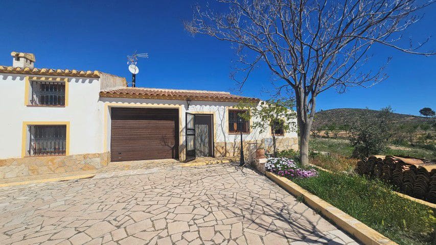7 bedroom Finca/Country House for sale in La Parroquia with garage - € 425,000 (Ref: 9719736)