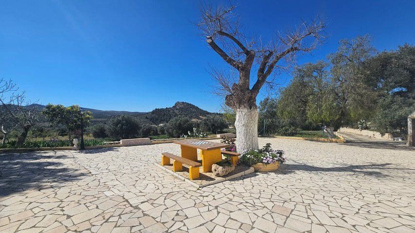 7 bedroom Finca/Country House for sale in La Parroquia with garage - € 425,000 (Ref: 9719736)