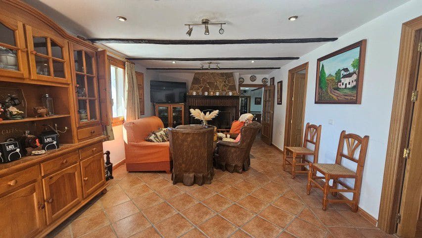 7 bedroom Finca/Country House for sale in La Parroquia with garage - € 425,000 (Ref: 9719736)