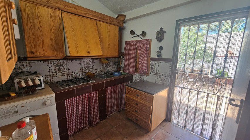 7 bedroom Finca/Country House for sale in La Parroquia with garage - € 425,000 (Ref: 9719736)