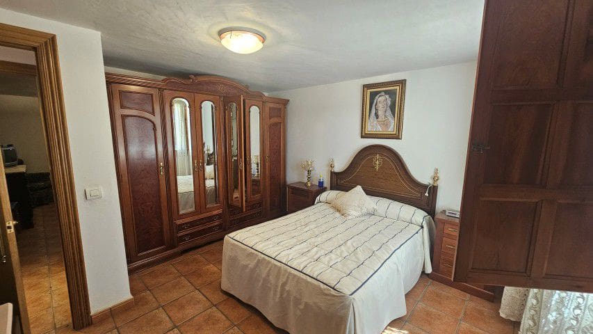 7 bedroom Finca/Country House for sale in La Parroquia with garage - € 425,000 (Ref: 9719736)